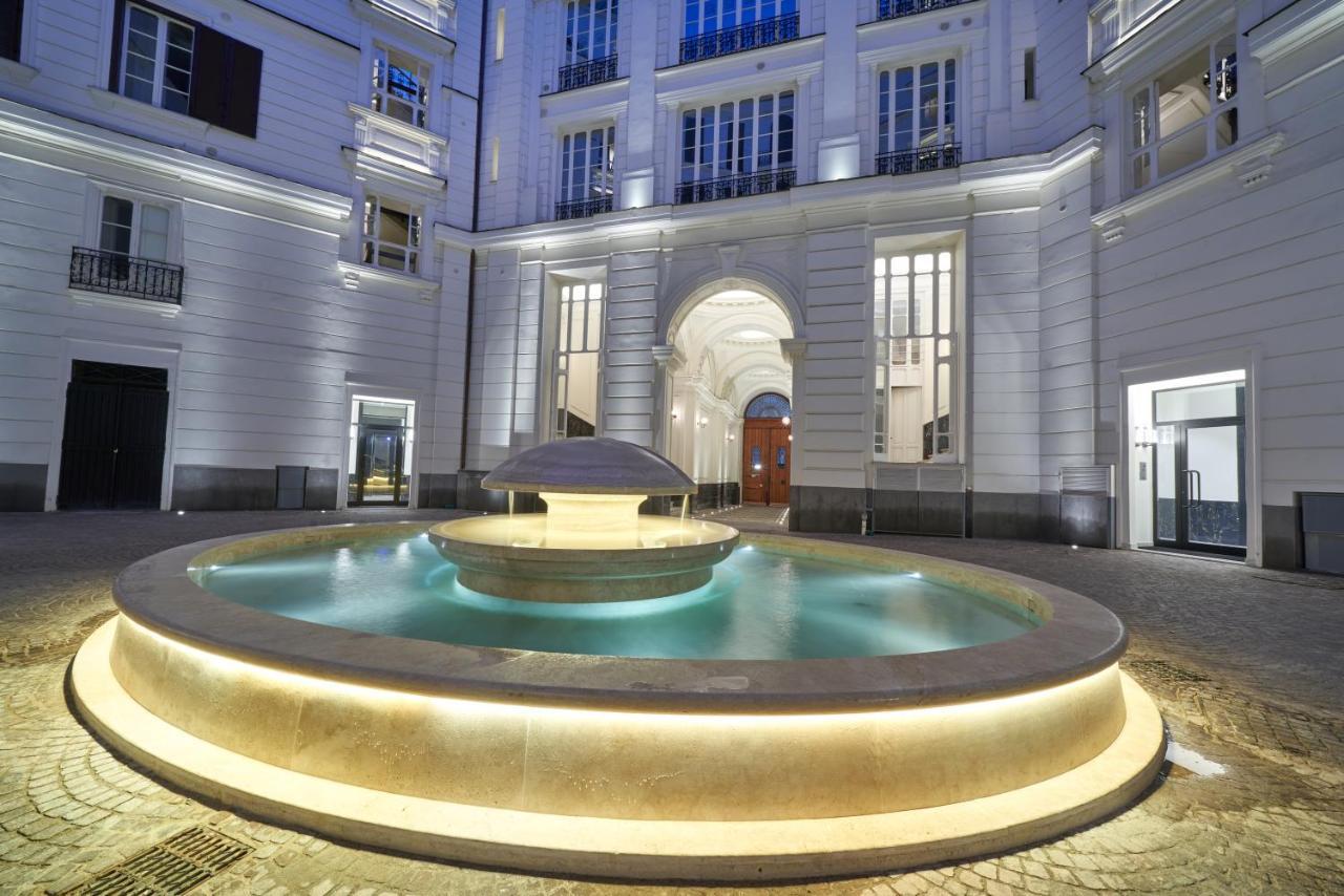 The One Napoli Luxury Apartment Экстерьер фото