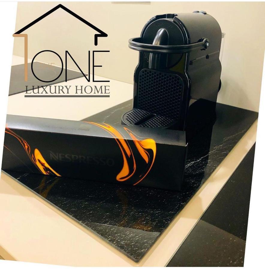 The One Napoli Luxury Apartment Экстерьер фото